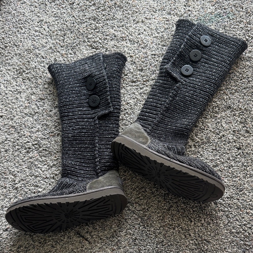 Ugg crochet boots